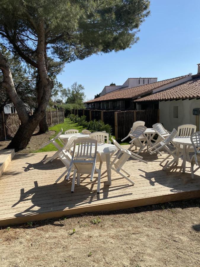 Hotel Du Pont Blanc Saintes-Maries-de-la-Mer Exteriör bild